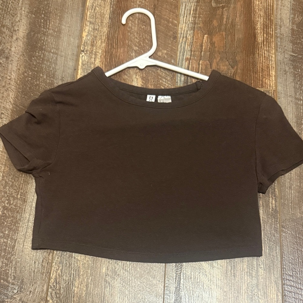 H&M Cropped Tee - Chocolate Brown